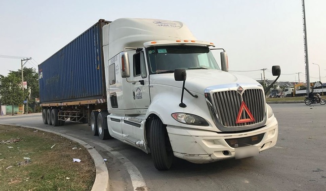 Dịch vụ vận tải hàng hóa bằng xe container Dịch vụ vận tải hàng hóa bằng xe container
