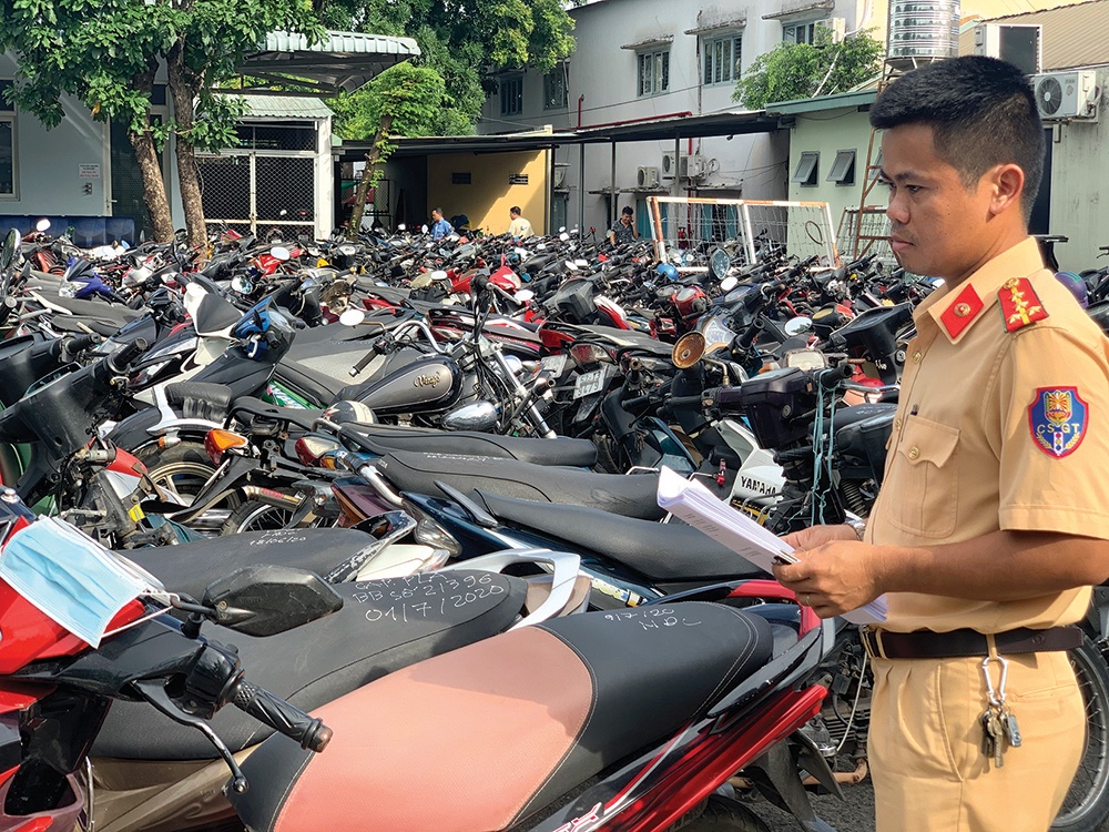 Các bãi trông giữ xe vi phạm ngày càng quá tải Các bãi trông giữ xe vi phạm ngày càng quá tải