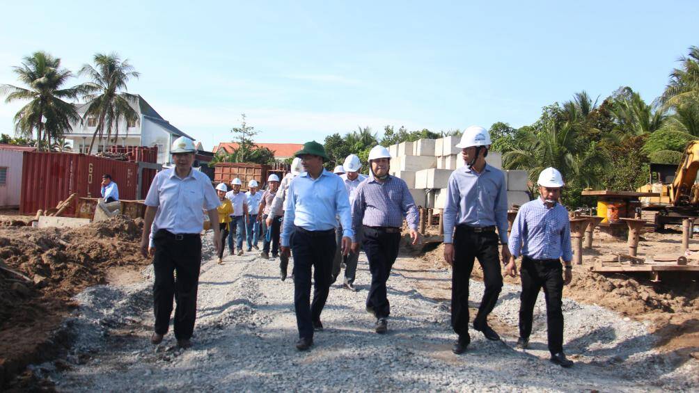 iểm tra dự án nâng cấp mở rộng 4 cầu trên tuyến quốc lộ 1 qua tỉnh...... iểm tra dự án nâng cấp mở rộng 4 cầu trên tuyến quốc lộ 1 qua tỉnh......