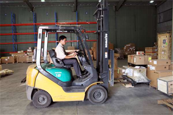 dich vu kho van, dịch vụ kho vận, dịch vụ cho thuê xe nâng chuyển kho