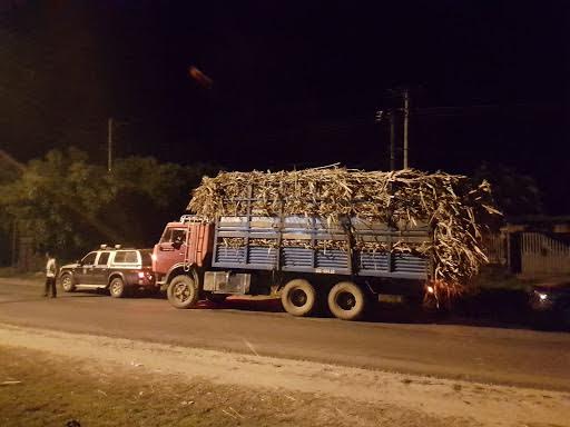 Chống quá tải: Doanh nghiệp vận tải mất niềm tin vì không công bằng Chống quá tải: Doanh nghiệp vận tải mất niềm tin vì không công bằng