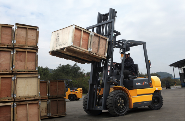thuê xe nâng máy, dịch vụ thuê xe nâng máy giá rẻ hà nội